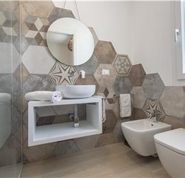 3 bedroom villa with pool, Alcamo, sleeps 5-6